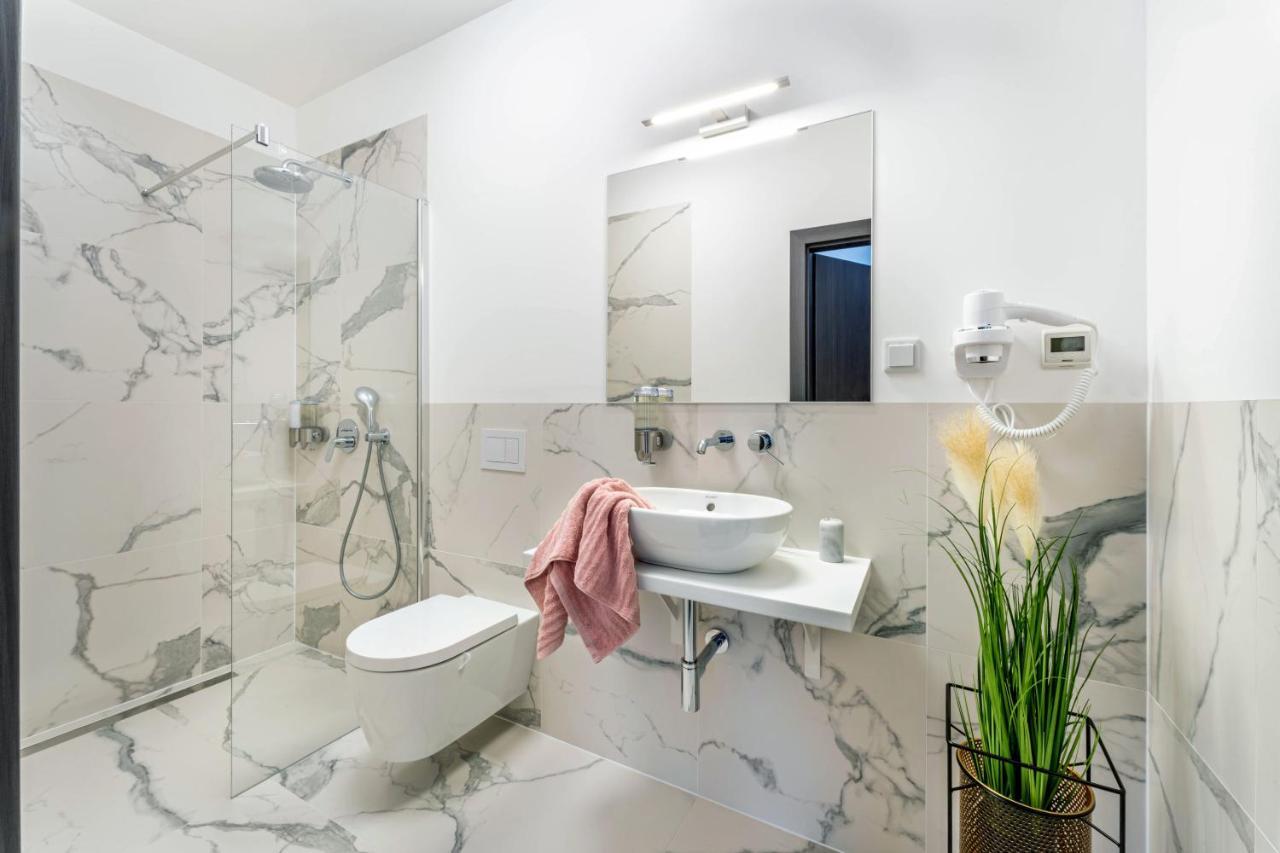 Apart House, Tylna 20 Жельона Гора Екстериор снимка