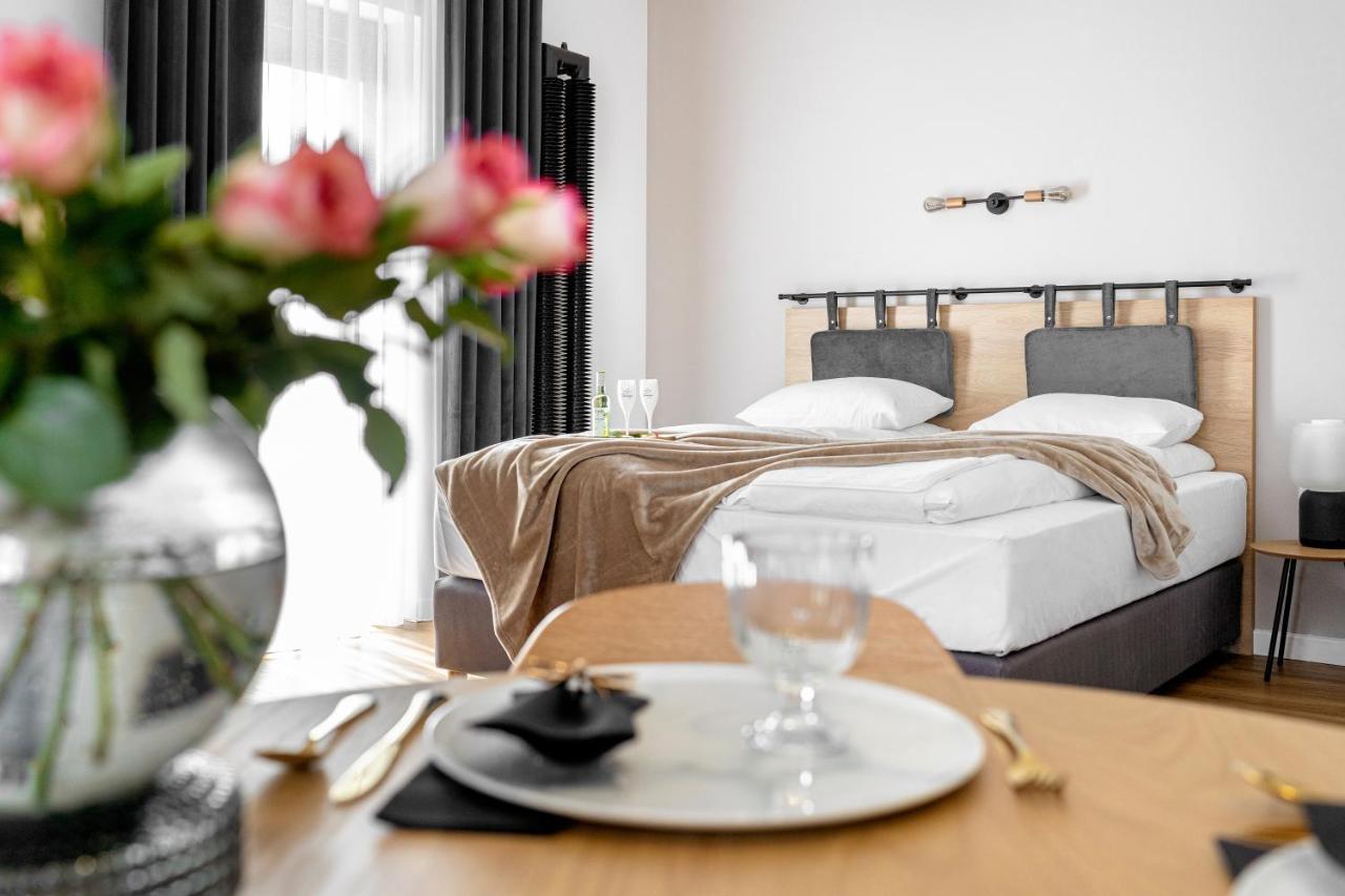 Apart House, Tylna 20 Жельона Гора Екстериор снимка